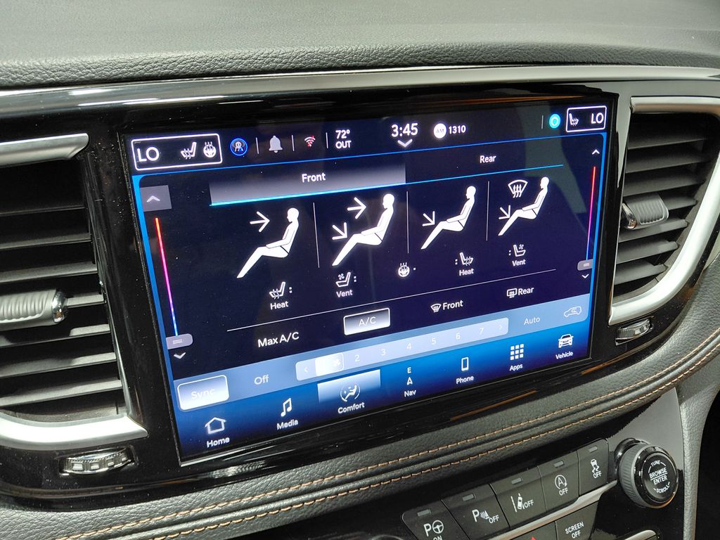 Used 2024 Chrysler Pacifica - photo 21