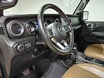 Used 2022 Jeep Gladiator Overland Crew Cab for sale #LUT11217B - photo 39
