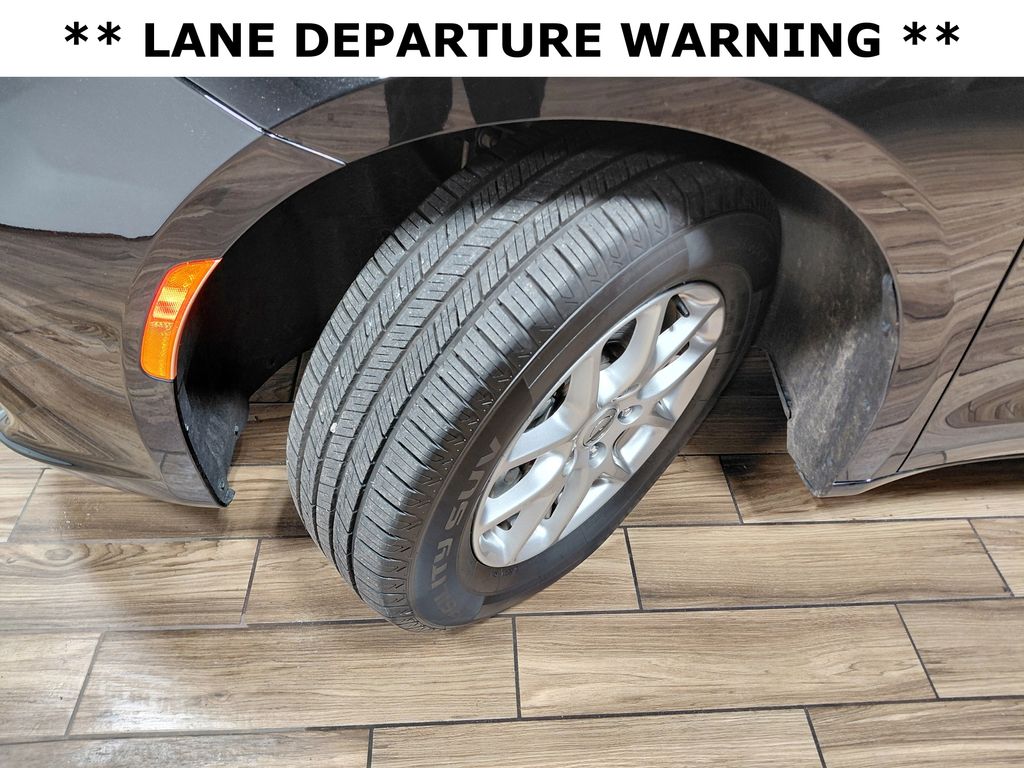 Used 2024 Chrysler Pacifica - photo 8