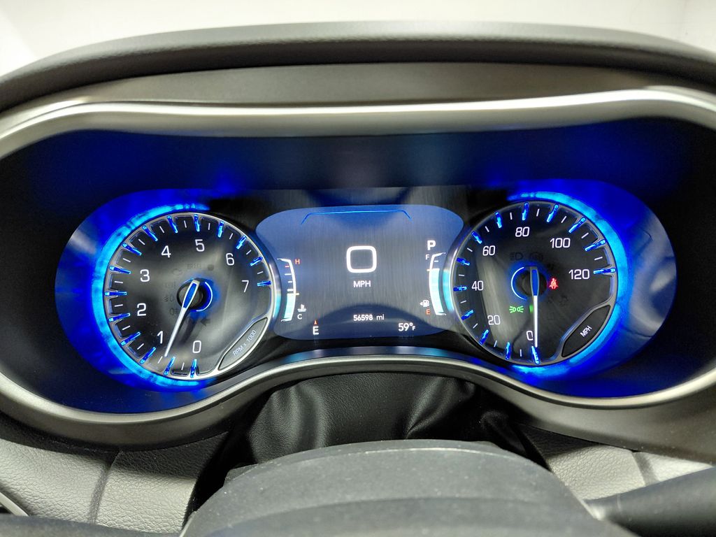 Used 2024 Chrysler Pacifica - photo 12