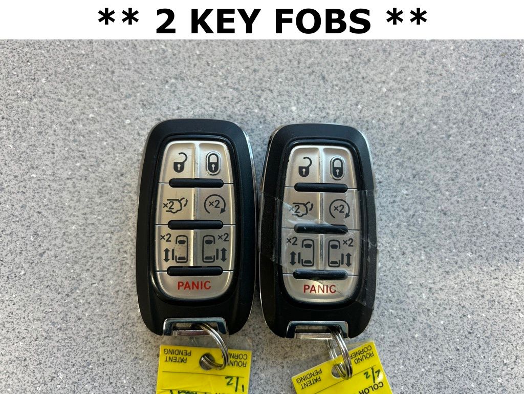 Used 2024 Chrysler Pacifica - photo 7