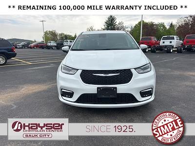 Used 2023 Chrysler Pacifica - photo 1