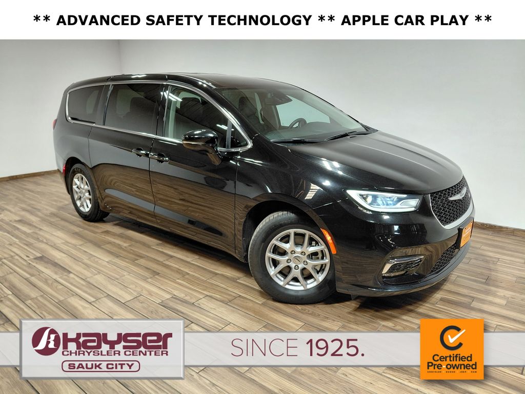 Used 2024 Chrysler Pacifica - photo 24