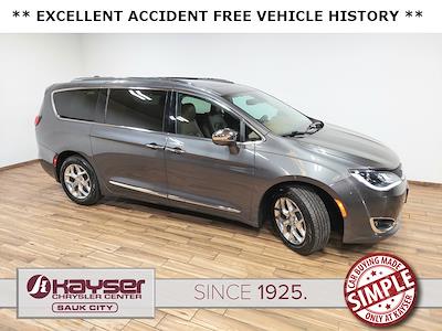2018 Chrysler Pacifica FWD Minivan for sale #KLUT11132 - photo 2