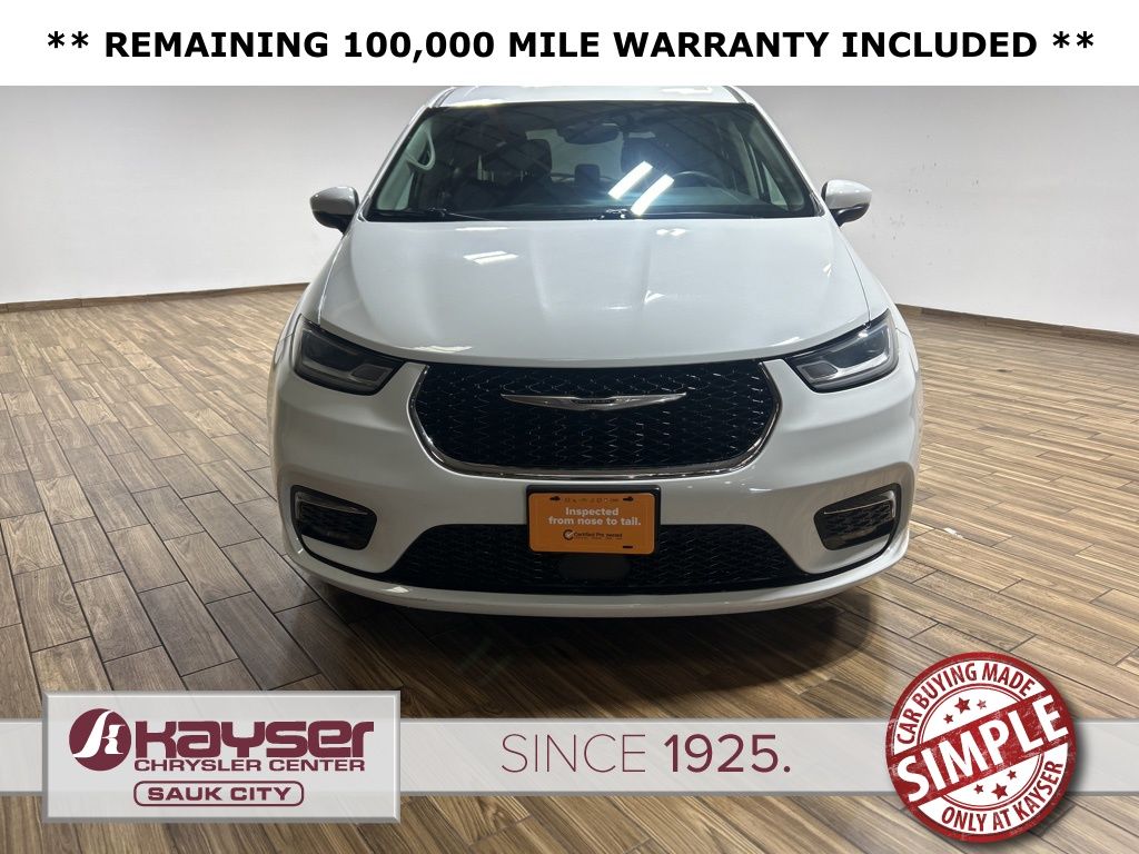 Used 2023 Chrysler Pacifica - photo 3
