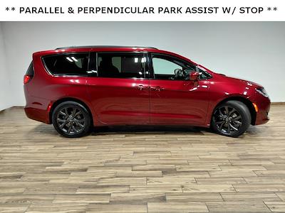 Used 2020 Chrysler Pacifica Touring L Plus Minivan for sale #T4949B - photo 2