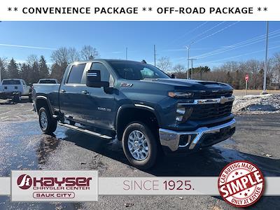 Used 2025 Chevrolet Silverado 2500 - photo 1