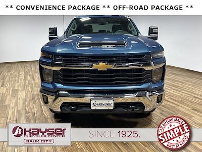 Used 2025 Chevrolet Silverado 2500 - photo 1