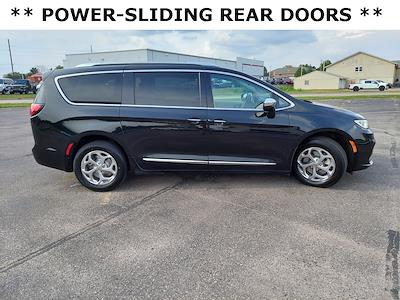 2021 Chrysler Pacifica AWD Minivan for sale #UA126 - photo 2