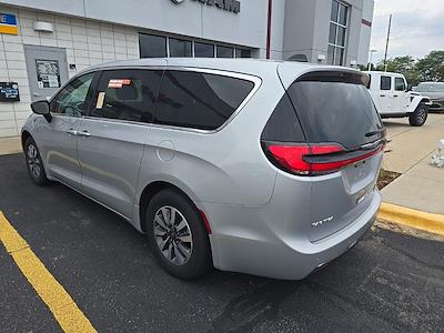 2024 Chrysler Pacifica FWD Minivan for sale #UA646 - photo 2
