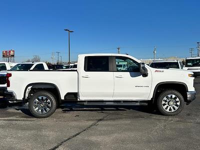 2025 Chevrolet Silverado 2500 Crew Cab 4x4, Pickup for sale #108156 - photo 1