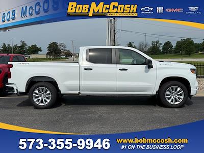 New 2025 Chevrolet Silverado 1500 Custom Crew Cab 4x4 Pickup for sale #298030 - photo 1