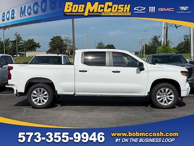 New 2025 Chevrolet Silverado 1500 Custom Crew Cab 4x4 Pickup for sale #302365 - photo 1