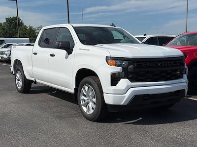 New 2025 Chevrolet Silverado 1500 Custom Crew Cab 4x4 Pickup for sale #302365 - photo 2