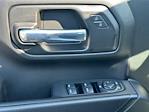 New 2025 Chevrolet Silverado 1500 Custom Crew Cab 4x4 Pickup for sale #333669 - photo 15