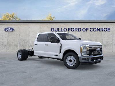 New 2025 Ford F-350 - photo 1