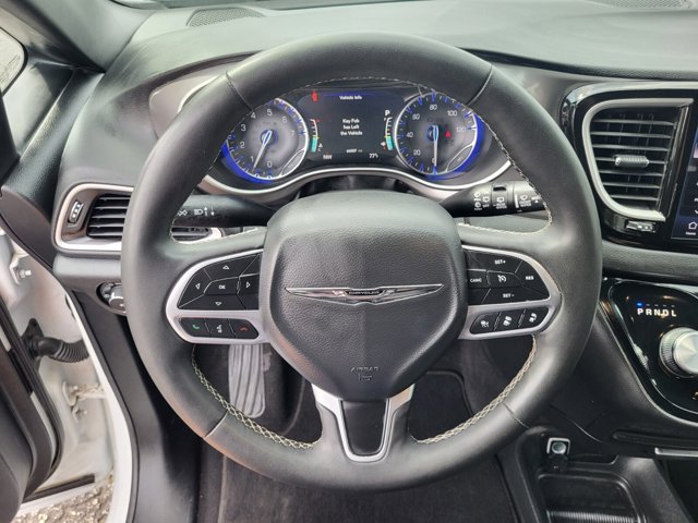 Used 2025 Chrysler Pacifica - photo 27