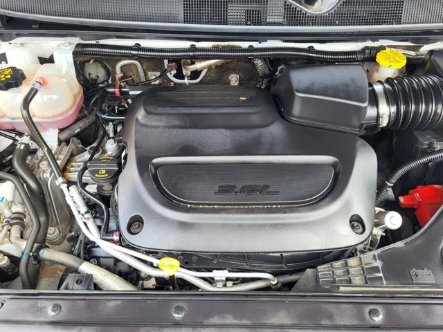 Used 2025 Chrysler Pacifica - photo 33