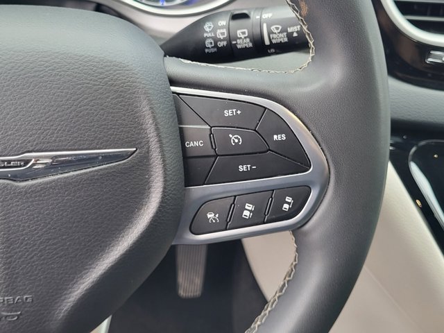 Used 2023 Chrysler Pacifica - photo 29