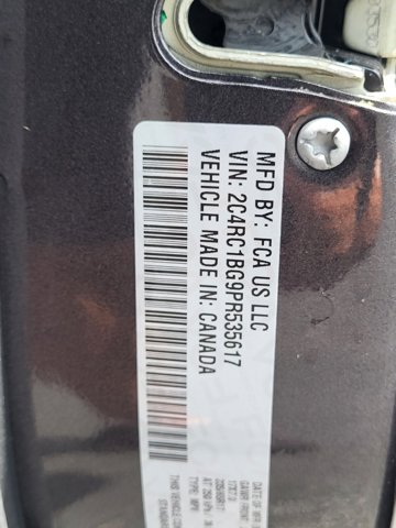 Used 2023 Chrysler Pacifica - photo 35