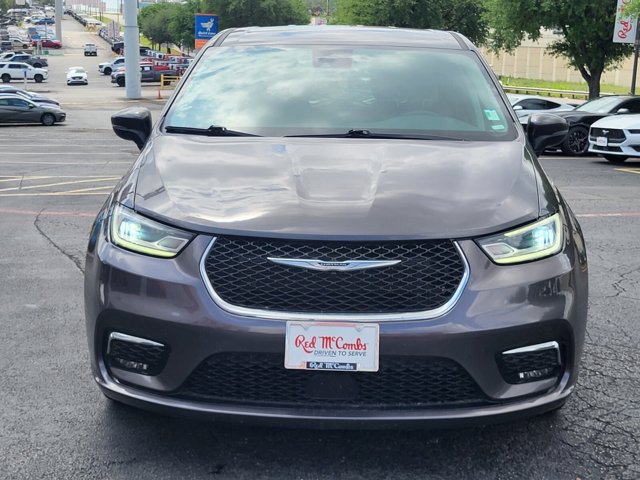 Used 2023 Chrysler Pacifica - photo 10