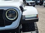 2024 Jeep Gladiator Crew Cab 4WD Pickup for sale #F52090A - photo 9