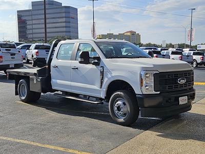 2025 Ford F-350 Crew Cab DRW 4WD Flatbed Truck for sale #F52148 - photo 1