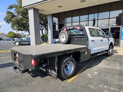 2025 Ford F-350 Crew Cab DRW 4WD Flatbed Truck for sale #F52148 - photo 2