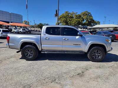Used 2020 Toyota Tacoma - photo 1