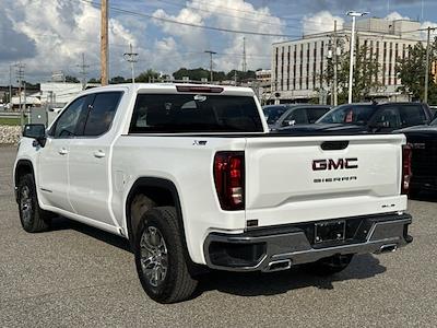 New 2026 GMC Sierra 1500 SLE Crew Cab 4WD Pickup for sale #115688 - photo 2