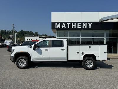 New 2025 GMC Sierra 3500 Pro Crew Cab 4WD Cab Chassis for sale #219979 - photo 2
