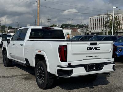 New 2025 GMC Sierra 2500 Denali Ultimate Crew Cab 4WD Pickup for sale #345777 - photo 2