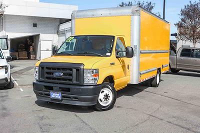 Used 2022 Ford E-350 - photo 1
