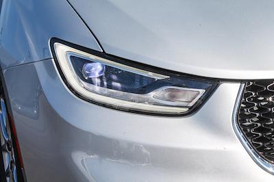 Used 2024 Chrysler Pacifica - photo 1