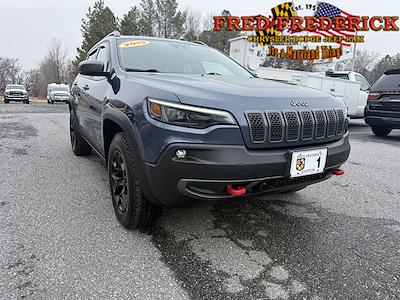 Used 2019 Jeep Cherokee - photo 1