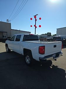 2018 Chevrolet Silverado 1500 Crew Cab 4WD Pickup for sale #JG225337 - photo 2