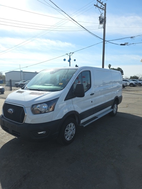 Used 2024 Ford Transit 250 - photo 5