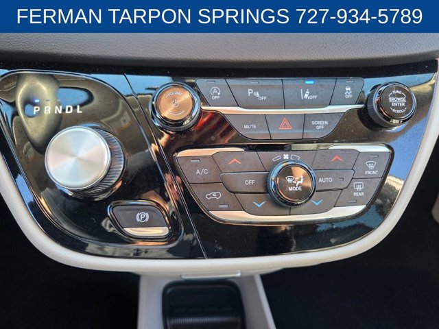 Used 2024 Chrysler Pacifica - photo 31
