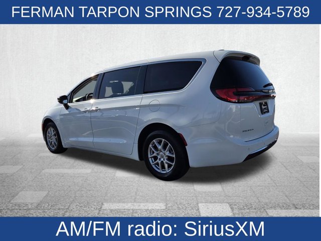 Used 2024 Chrysler Pacifica - photo 9
