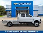 2024 Chevrolet Silverado 5500 Crew Cab DRW 4x4, Hillsboro 3500 Series Aluminum Flatbed Truck for sale #124200 - photo 5