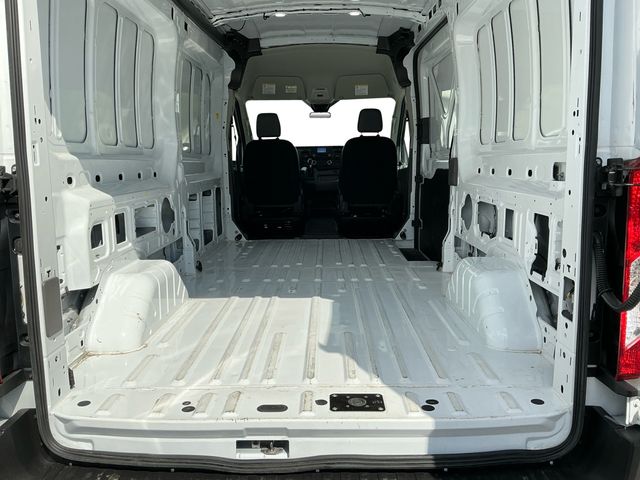 Used 2025 Ford Transit 250 - photo 5