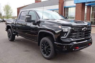 New 2025 Chevrolet Silverado 2500 LT Crew Cab 4WD Pickup for sale #66720 - photo 2