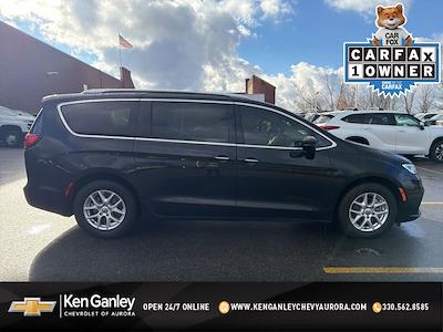 Used 2021 Chrysler Pacifica Touring L Minivan for sale #67183B - photo 1