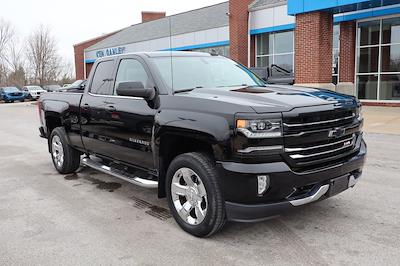 Used 2018 Chevrolet Silverado 1500 - photo 1