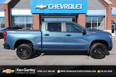 Used 2024 Chevrolet Silverado 1500 - photo 1