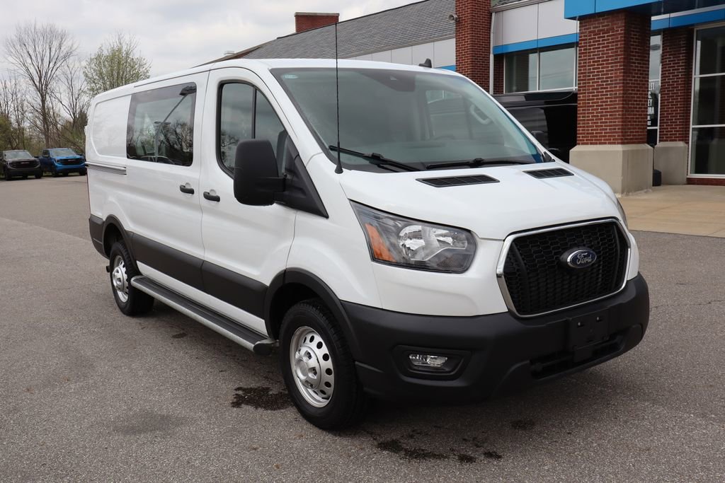 Used 2023 Ford Transit 250 - photo 2