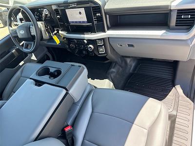 New 2025 Ford F-550 - photo 1