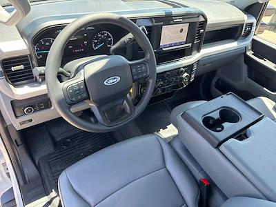 New 2025 Ford F-550 - photo 1