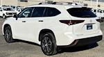 2022 Toyota Highlander FWD, SUV for sale #V66134 - photo 2