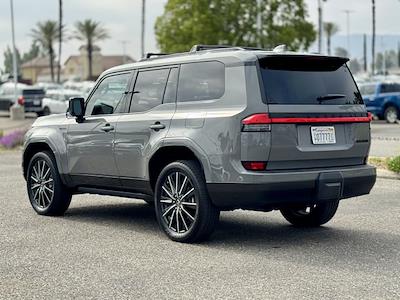 2024 Lexus GX 460 4WD SUV for sale #V66428 - photo 2